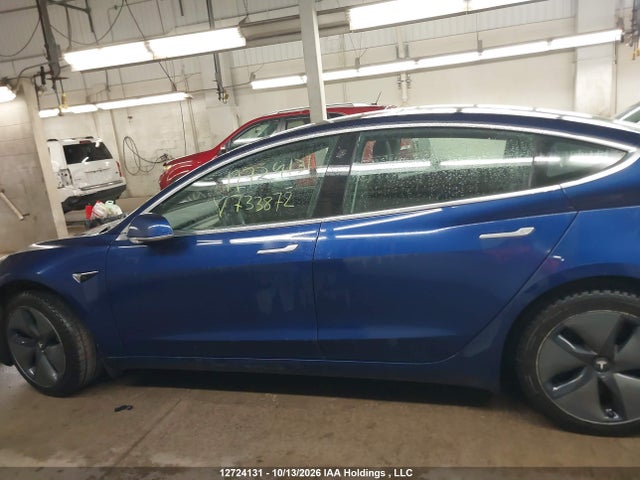 5YJ3E1EA0LF733872 Tesla MODEL 3