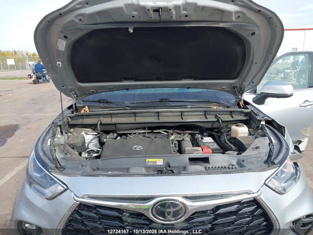 2021 Toyota Highlander Platinum მანქანა იყიდება აუქციონზე, vin: 5TDFZRBH4MS062172, აუქციონის ნომერი: 12724167
