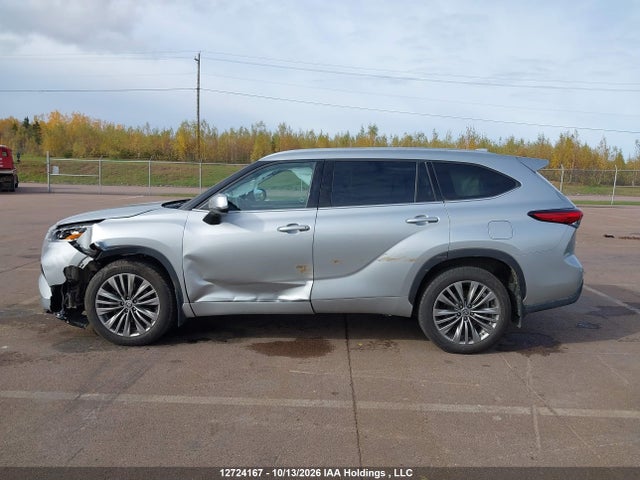 2021 Toyota Highlander Platinum მანქანა იყიდება აუქციონზე, vin: 5TDFZRBH4MS062172, აუქციონის ნომერი: 12724167