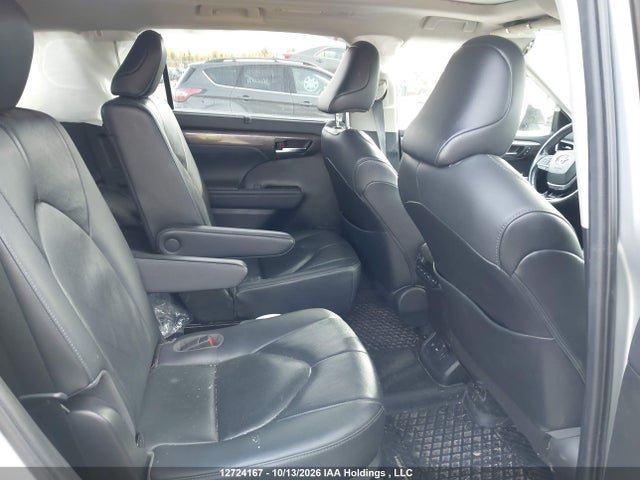 2021 Toyota Highlander Platinum მანქანა იყიდება აუქციონზე, vin: 5TDFZRBH4MS062172, აუქციონის ნომერი: 12724167