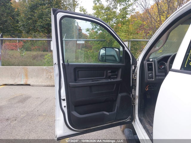 RAM 1500 Classic Tradesman 2019 1C6RR7KT8KS667510 Image 18