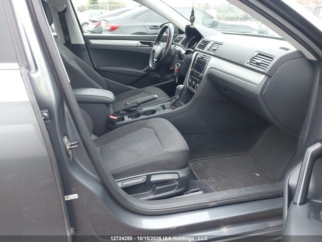 1VWAS7A34GC041267 Volkswagen Passat 1.8 Tsi Trendline/1.8 Tsi Trendline+