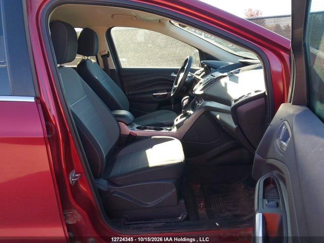 1FMCU0G95EUD03471 Ford Escape