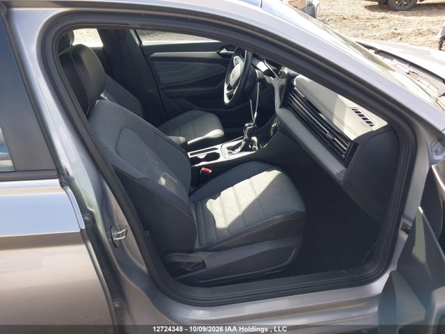 3VWSX7BUXSM062404 Volkswagen Jetta Comfortline