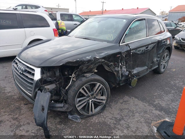 Audi Q5 Technik S-line 2018 WA1FNAFY6J2006058 Image 2