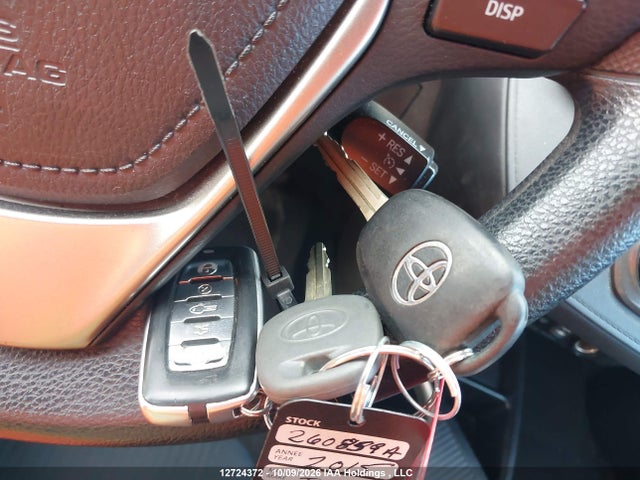 Toyota RAV4 LE 2015 2T3ZFREV2FW205449 Image 11