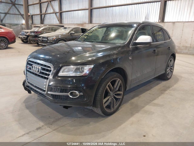 Audi Sq5 Premium Plus 2014 WA1CGCFP0EA040511 Image 2