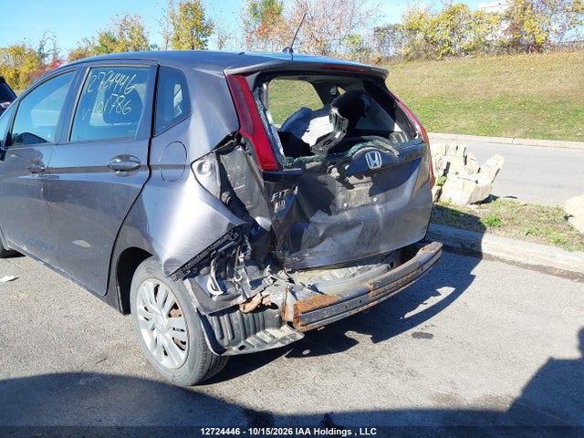 Honda FIT LX 2016 3HGGK5H5XGM101786 Image 6