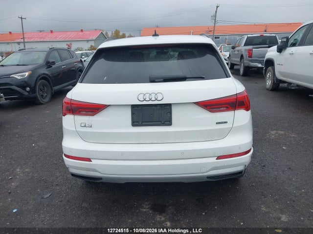 12724515 :رقم المزاد ، WA1AECF32M1054192 vin ، 2021 Audi Q3 Komfort 45 مزاد بيع