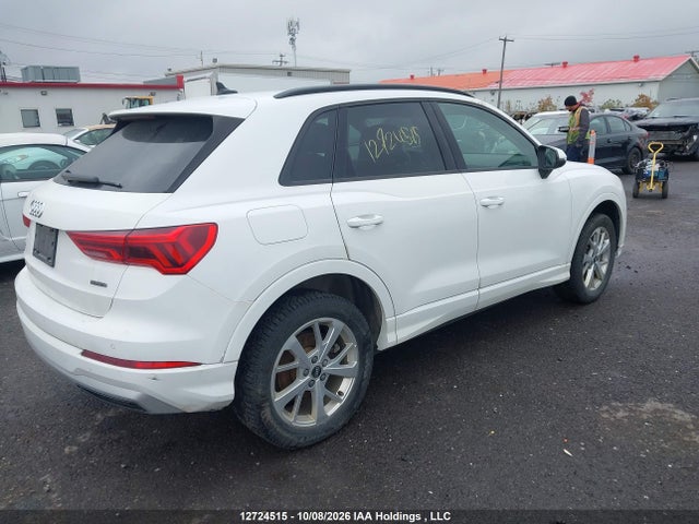 12724515 :رقم المزاد ، WA1AECF32M1054192 vin ، 2021 Audi Q3 Komfort 45 مزاد بيع