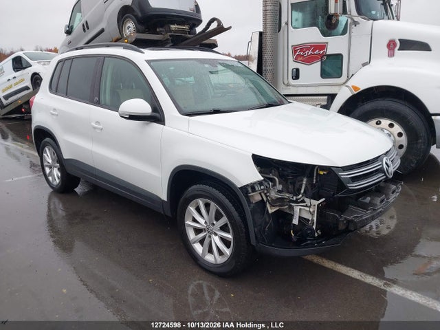 2017 Volkswagen Tiguan Wolfsburg Edition მანქანა იყიდება აუქციონზე, vin: WVGNV7AX6HK027503, აუქციონის ნომერი: 12724598