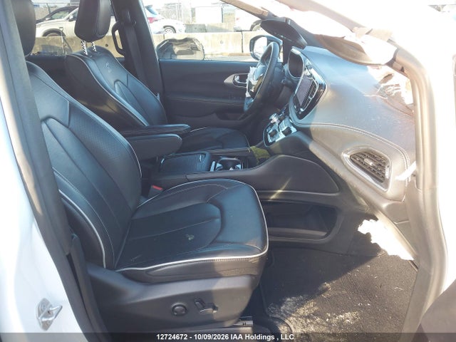 Продаж на аукціоні авто 2025 Chrysler Pacifica Limited, vin: 2C4RC1GG4SR566730, номер лоту: 12724672