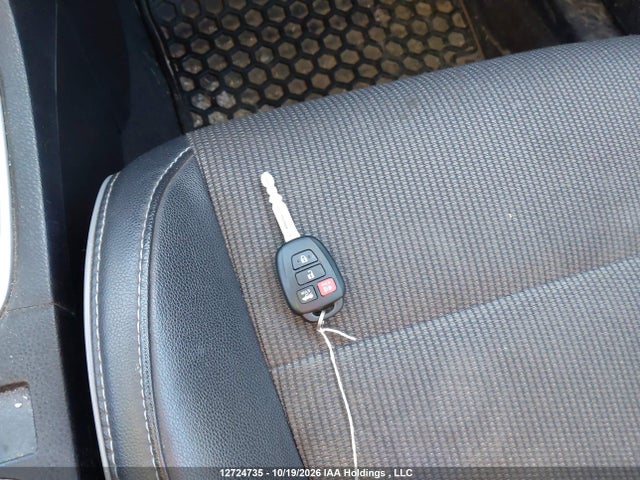2016 Toyota Corolla S მანქანა იყიდება აუქციონზე, vin: 2T1BURHE9GC527911, აუქციონის ნომერი: 12724735