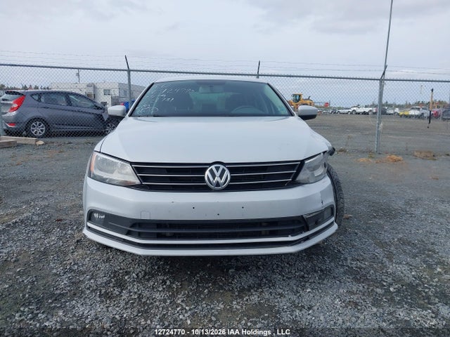 3VW2B7AJ1HM221731 Volkswagen Jetta 1.4 Tsi Trendline+