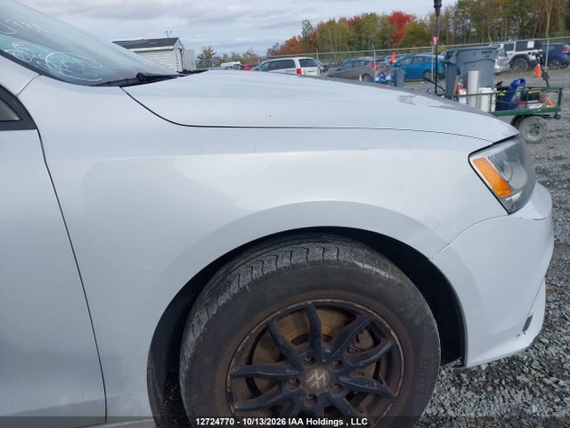 3VW2B7AJ1HM221731 Volkswagen Jetta 1.4 Tsi Trendline+