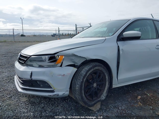3VW2B7AJ1HM221731 Volkswagen Jetta 1.4 Tsi Trendline+