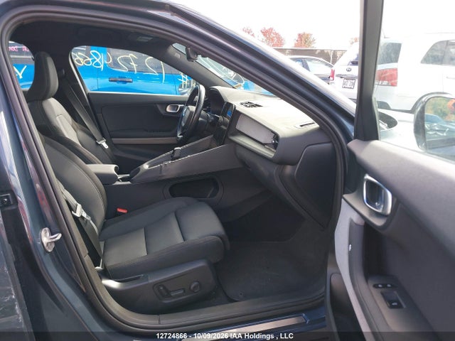 Polestar 2 2023 YSMEG3KA2PL151718 Image 5
