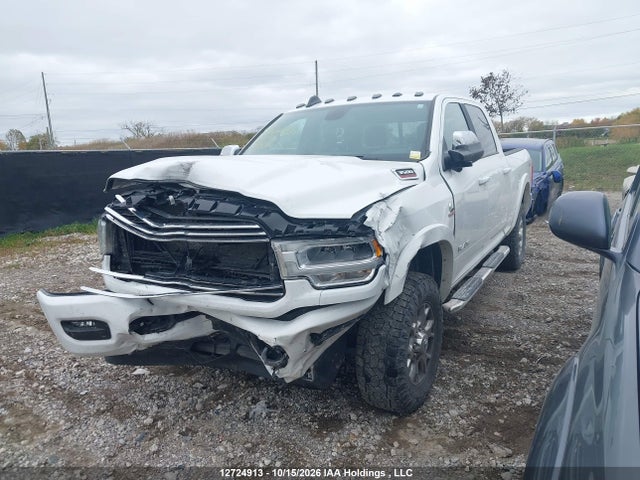 RAM 3500 Laramie 2022 3C63R3ELXNG188916 Image 2