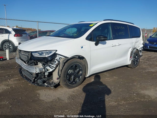 Chrysler Pacifica Hybrid Select 2024 2C4RC1S7XRR109132 Image 2