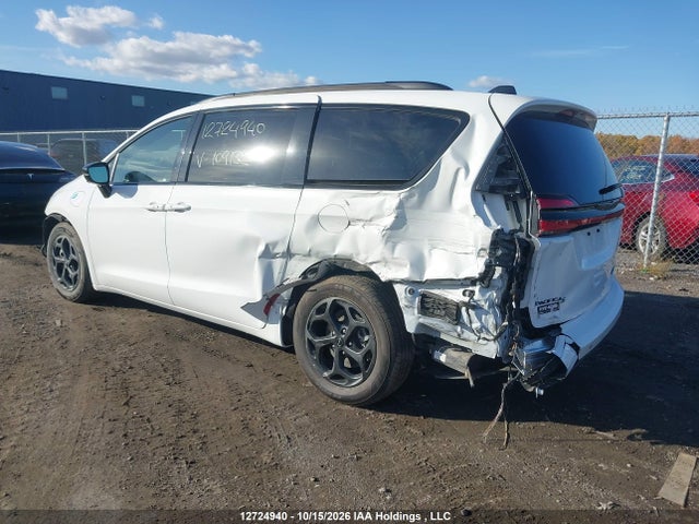 Chrysler Pacifica Hybrid Select 2024 2C4RC1S7XRR109132 Image 3