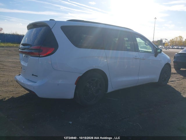 Chrysler Pacifica Hybrid Select 2024 2C4RC1S7XRR109132 Image 4
