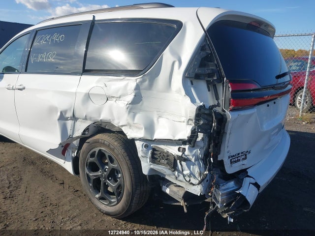 Chrysler Pacifica Hybrid Select 2024 2C4RC1S7XRR109132 Image 6