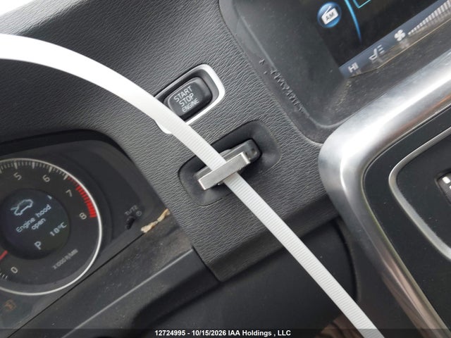 12724995 :رقم المزاد ، YV1622FSXC2027699 vin ، 2012 Volvo S60 T5 Level 1/t5 Level 2 مزاد بيع