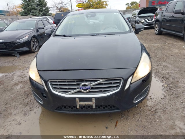 12724995 :رقم المزاد ، YV1622FSXC2027699 vin ، 2012 Volvo S60 T5 Level 1/t5 Level 2 مزاد بيع