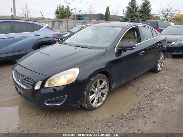 12724995 :رقم المزاد ، YV1622FSXC2027699 vin ، 2012 Volvo S60 T5 Level 1/t5 Level 2 مزاد بيع