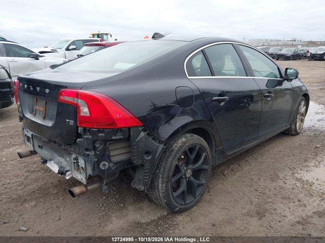 12724995 :رقم المزاد ، YV1622FSXC2027699 vin ، 2012 Volvo S60 T5 Level 1/t5 Level 2 مزاد بيع