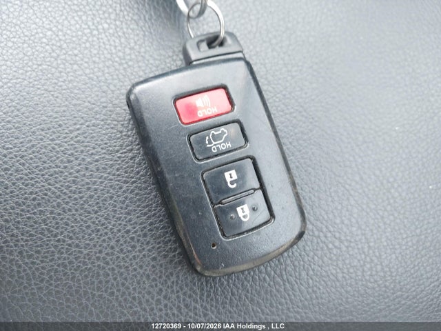 Продажа на аукционе авто 2013 Toyota Rav4 Limited, vin: 2T3DFREV5DW072855, номер лота: 12720369