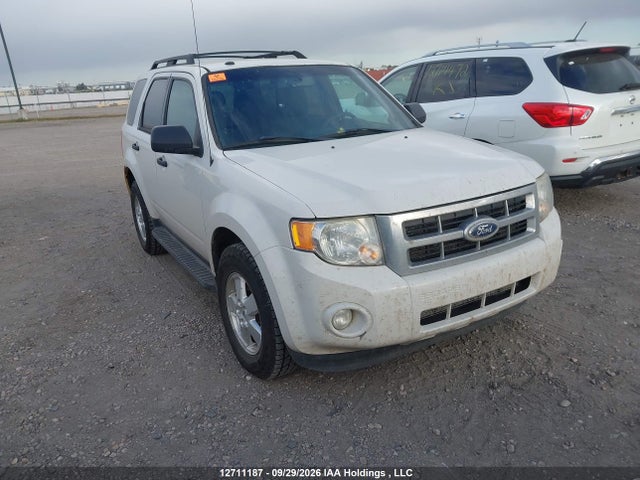 12711187 :رقم المزاد ، 1FMCU9DG3BKA00610 vin ، 2011 Ford Escape Xlt Automatic مزاد بيع