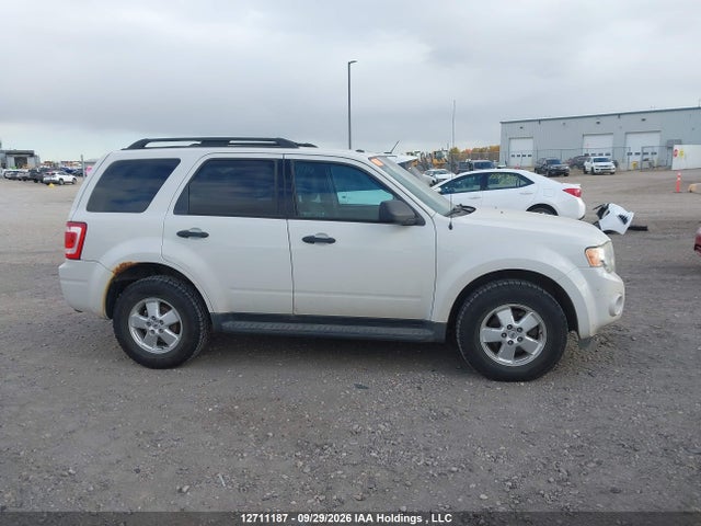 12711187 :رقم المزاد ، 1FMCU9DG3BKA00610 vin ، 2011 Ford Escape Xlt Automatic مزاد بيع
