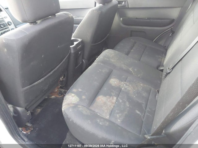 12711187 :رقم المزاد ، 1FMCU9DG3BKA00610 vin ، 2011 Ford Escape Xlt Automatic مزاد بيع