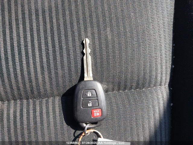 Toyota RAV4 LE 2017 2T3ZFREV2HW328073 Image 11
