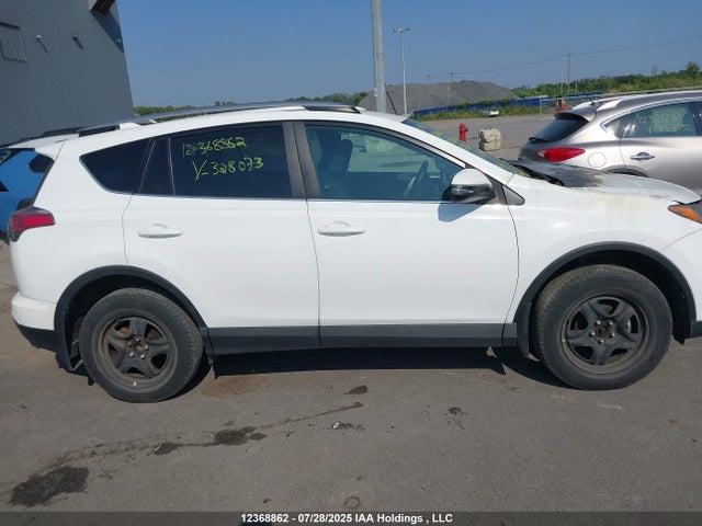 Toyota RAV4 LE 2017 2T3ZFREV2HW328073 Image 13