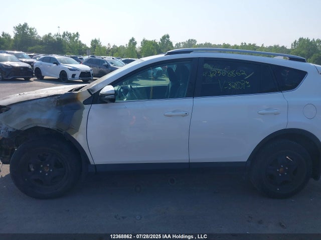 Toyota RAV4 LE 2017 2T3ZFREV2HW328073 Image 14
