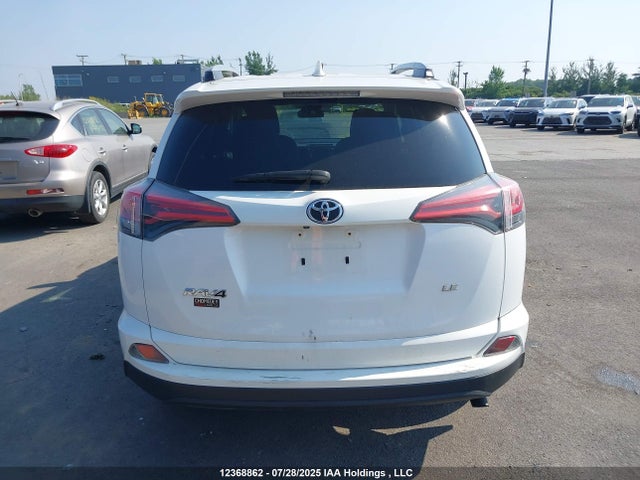 Toyota RAV4 LE 2017 2T3ZFREV2HW328073 Image 16