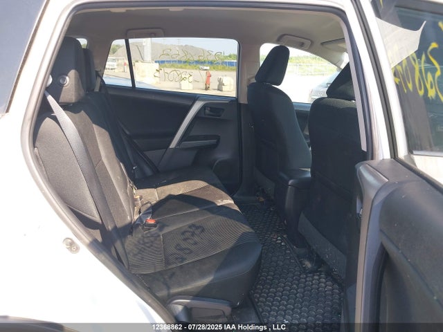 Toyota RAV4 LE 2017 2T3ZFREV2HW328073 Image 8