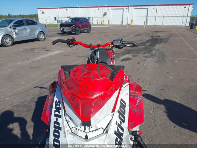 12701841 :رقم المزاد ، 2BPSUYLJ8LV000118 vin ، 2020 Skidoo Backcountry X-rs 850 Rer مزاد بيع