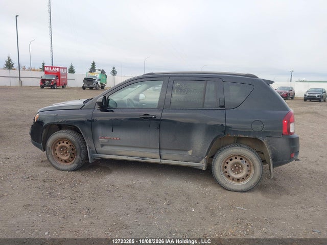 12723285 :رقم المزاد ، 1C4NJDAB6GD722652 vin ، 2016 Jeep Compass Sport/north مزاد بيع