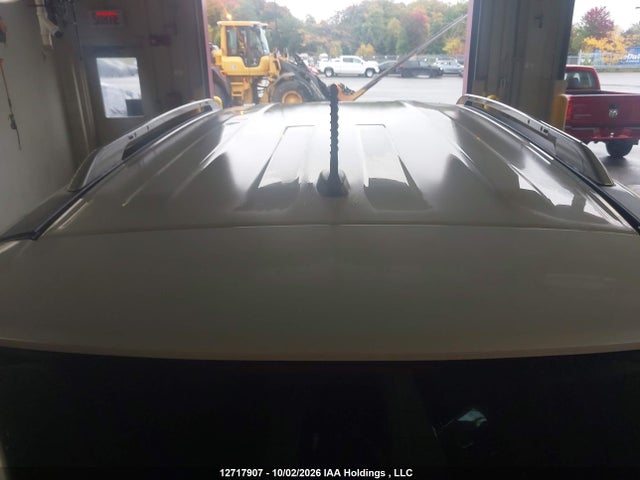 Продаж на аукціоні авто 2017 Nissan Pathfinder Platinum/s/sl/sv, vin: 5N1DR2MM0HC667463, номер лоту: 12717907