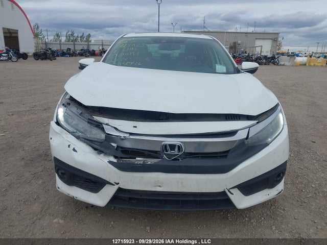 Honda Civic Touring 2017 2HGFC1F99HH100152 Image 12
