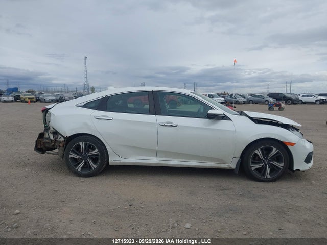 Honda Civic Touring 2017 2HGFC1F99HH100152 Image 13
