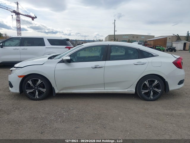 Honda Civic Touring 2017 2HGFC1F99HH100152 Image 14