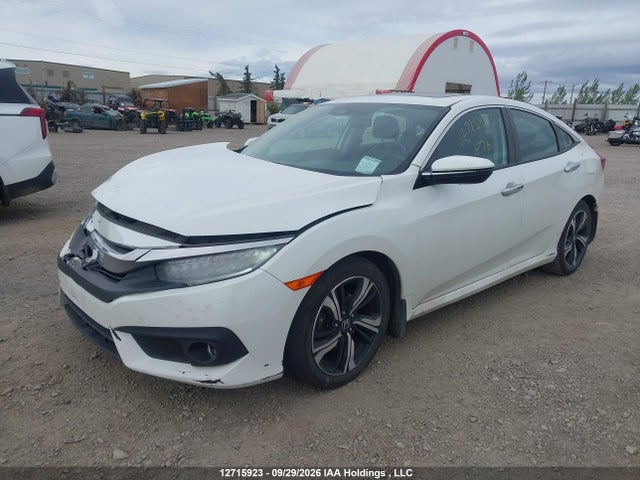 Honda Civic Touring 2017 2HGFC1F99HH100152 Image 2