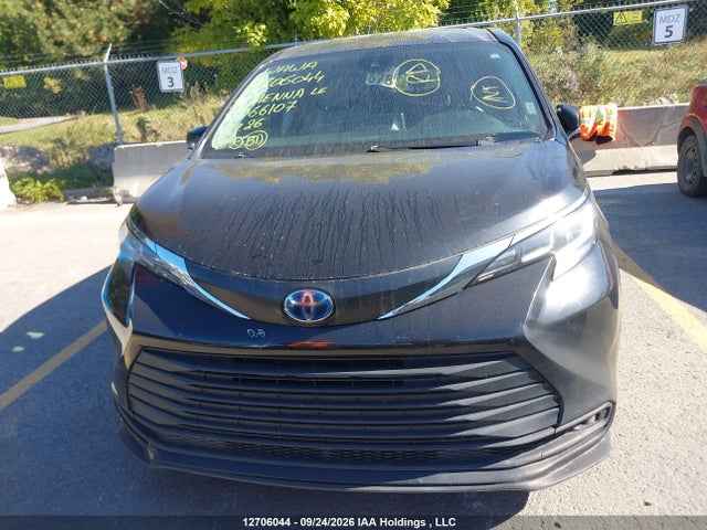 Продажа на аукционе авто 2021 Toyota Sienna Le 8-passenger, vin: 5TDGRKEC8MS066107, номер лота: 12706044