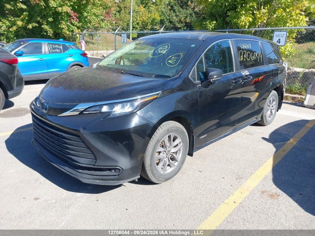 Продажа на аукционе авто 2021 Toyota Sienna Le 8-passenger, vin: 5TDGRKEC8MS066107, номер лота: 12706044