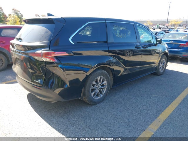 Продажа на аукционе авто 2021 Toyota Sienna Le 8-passenger, vin: 5TDGRKEC8MS066107, номер лота: 12706044