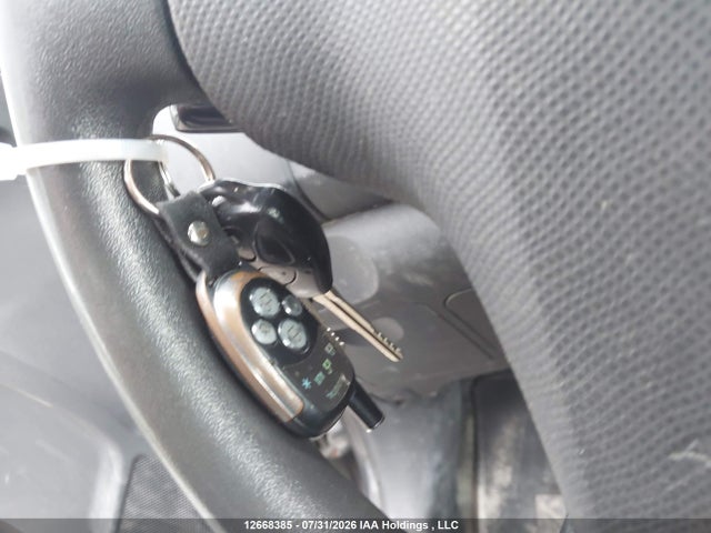 12668385 :رقم المزاد ، JTDJT4K33B5338931 vin ، 2011 Toyota Yaris Ce مزاد بيع